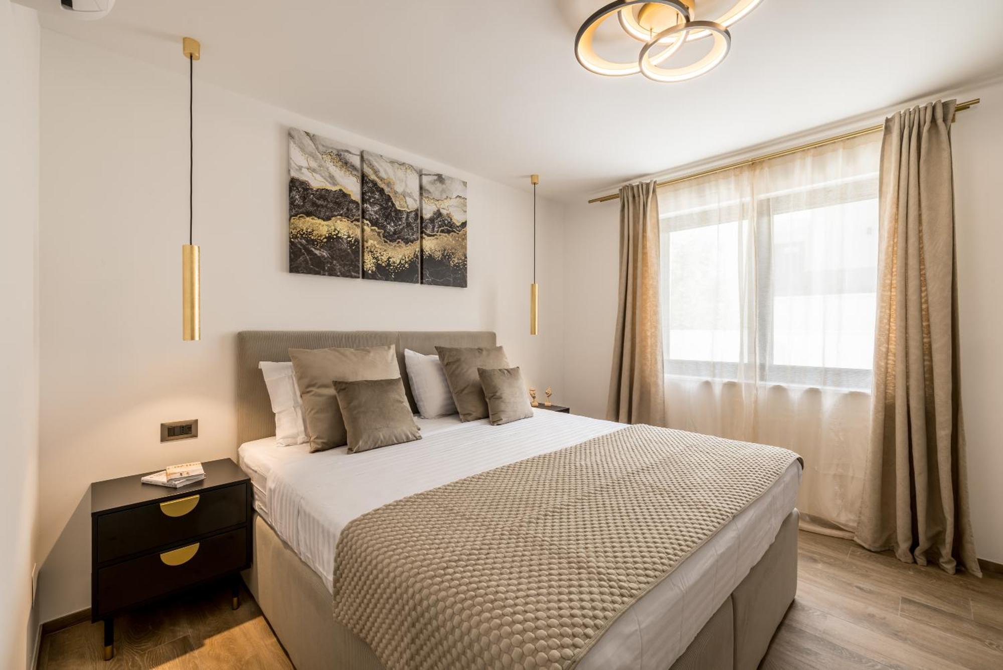 Apartment Sara โตรกีร์ ภายนอก รูปภาพ